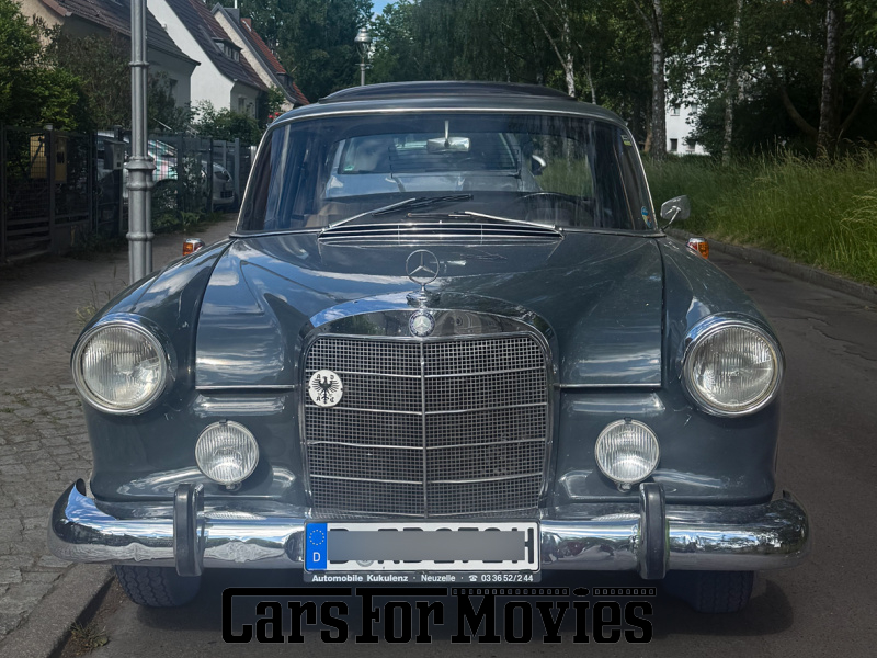 Mercedes Benz 190 C 1965 Deutschland Grau Beige Zivilfahrzeug Limousine DE - Berlin 7733 Schiebedach