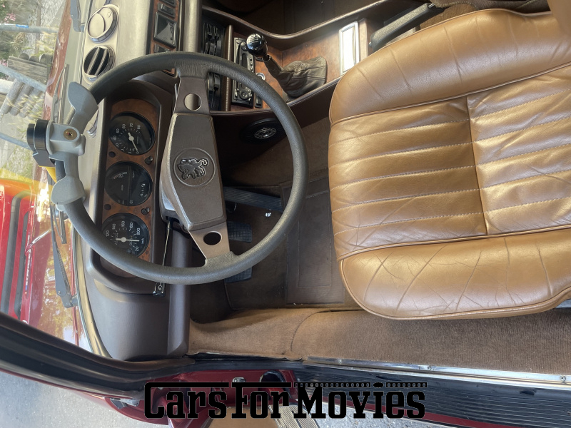 CarsForMovies | Peugeot 504 Cabriolert 1980 Frankreich Rot Beige Zivilfahrzeug Cabrio DE - Berlin 7747 