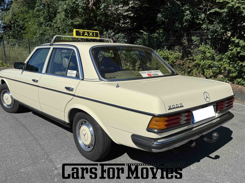 CarsForMovies | Mercedes Benz 200d (W123) 1981 Deutschland Beige Grün Einsatzfahrzeug Taxi DE - Schleswig-Holstein 7749 Taxi
Filmtaxi