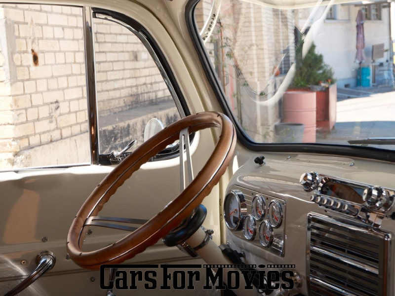 CarsForMovies | Ford Motor Company F1 1949 1949 USA Weiß Braun Zivilfahrzeug Pick-up CH - Basel-Landschaft 7756 