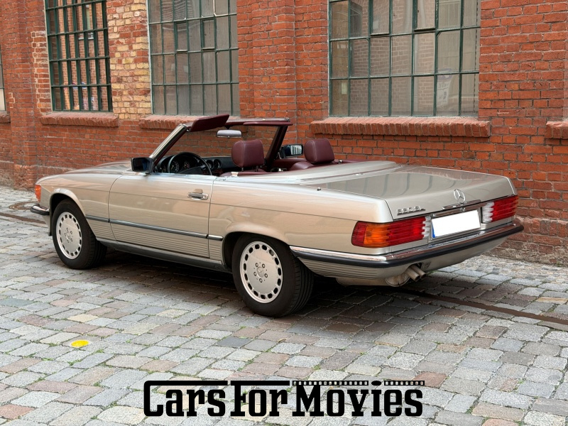 CarsForMovies | Mercedes Benz R107 560 SL 1988 Deutschland Silber Rot Zivilfahrzeug Cabrio DE - Berlin 7790 