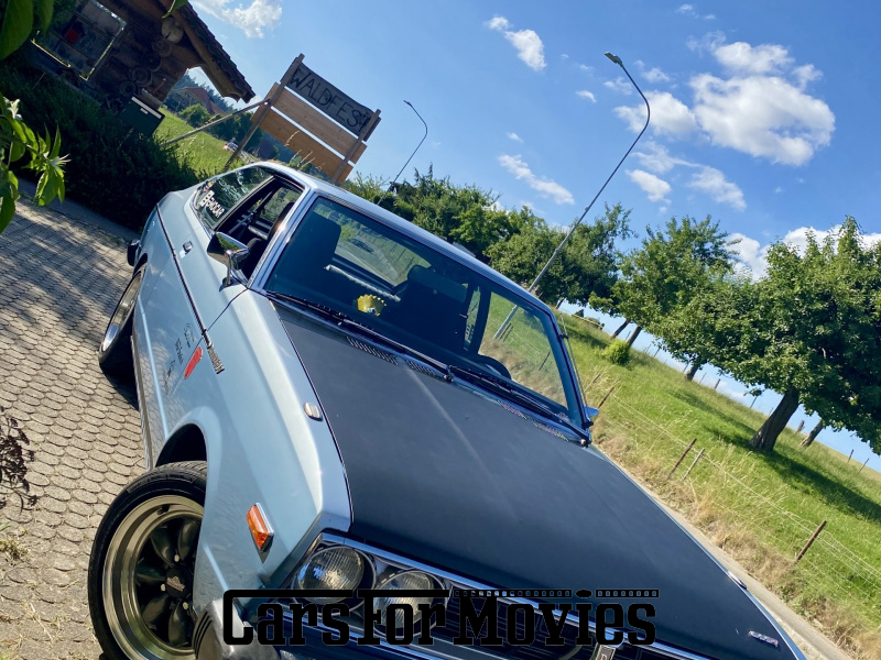 CarsForMovies | Datsun 160J SSS 1979 Japan Blau Schwarz Zivilfahrzeug Limousine CH - Bern 7794 Schweiz 
einzigartige Filmfahrzeuge in der Schweiz