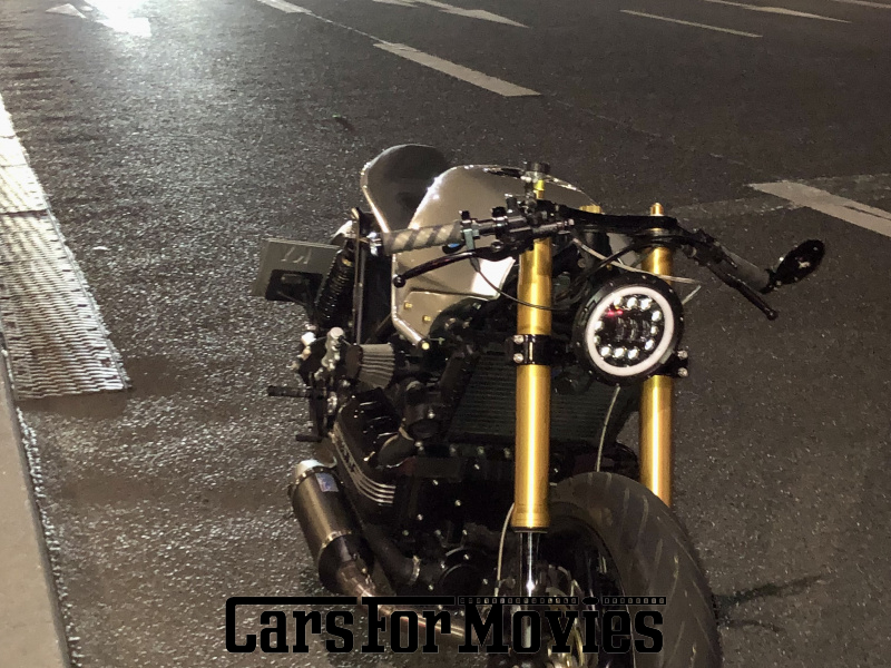 CarsForMovies | BMW K75 1985 Deutschland Silber Schwarz Zwei- und Dreirad Motorrad DE - Brandenburg 7804 