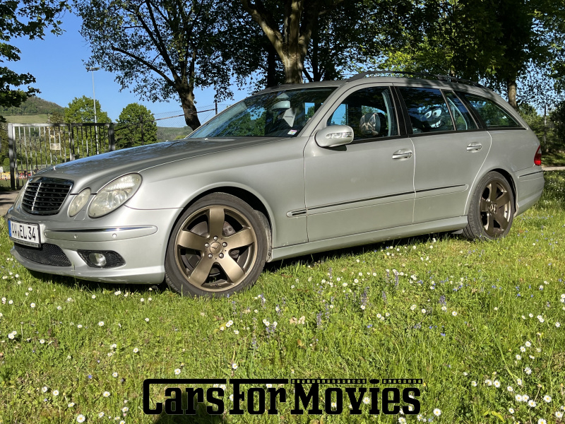 CarsForMovies | Mercedes Benz E320 W211 2003 Deutschland Silber Schwarz Zivilfahrzeug Kombi DE - Rheinland-Pfalz 7841 