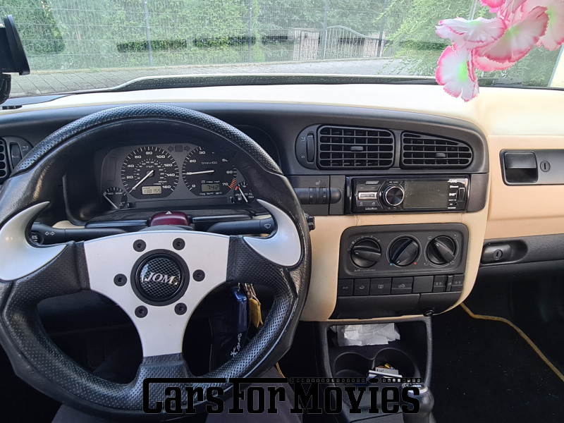 CarsForMovies | Volkswagen Vento VR6 (Jetta III) 1992 Deutschland Gold Beige Zivilfahrzeug Limousine DE - Brandenburg 7844 