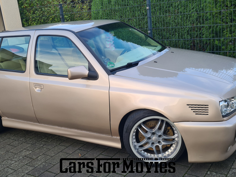 CarsForMovies | Volkswagen Vento VR6 (Jetta III) 1992 Deutschland Gold Beige Zivilfahrzeug Limousine DE - Brandenburg 7844 