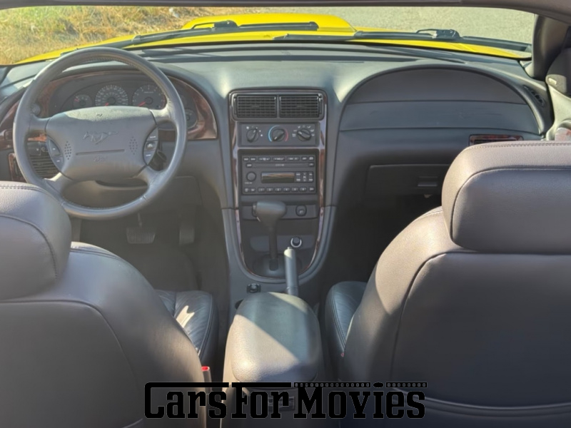 CarsForMovies | Ford Motor Company Mustang GT Cabriolet  2001 USA Gelb Schwarz Zivilfahrzeug Cabrio DE - Bayern 7887 